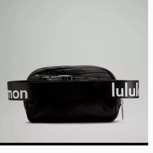 NWT!! Lululemon Everywhere Belt Bag, 1L, word mark, Black and White (Ship today)
